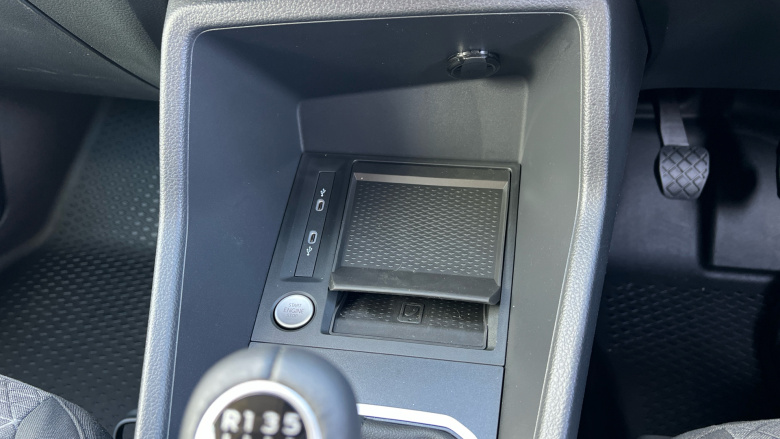 Ford Transit Connect 230 L2 Diesel 2.0 EcoBlue 102ps Limited Van